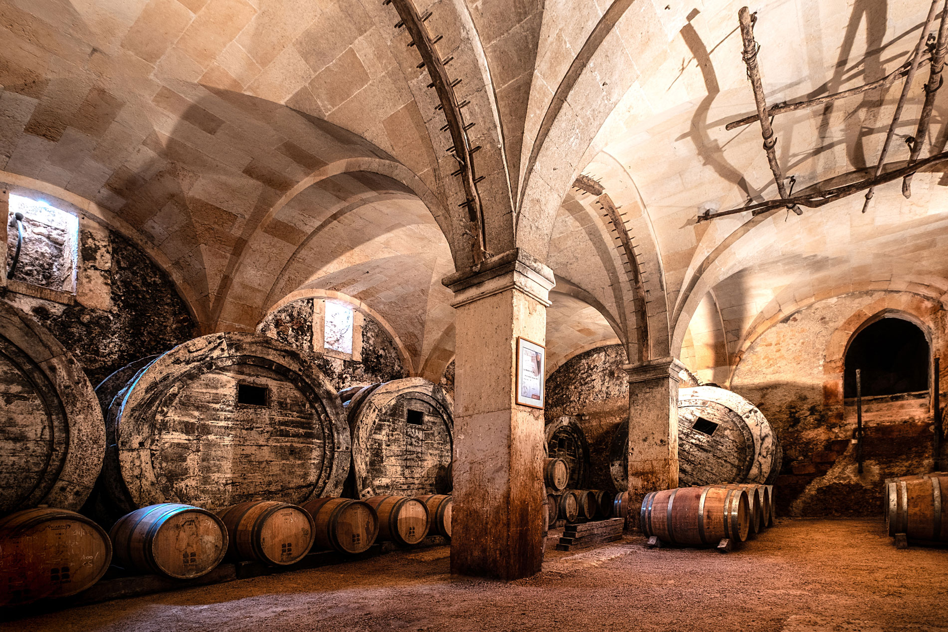 BODEGAS_CanFeliu_Keller_2266-KopieWEB1900