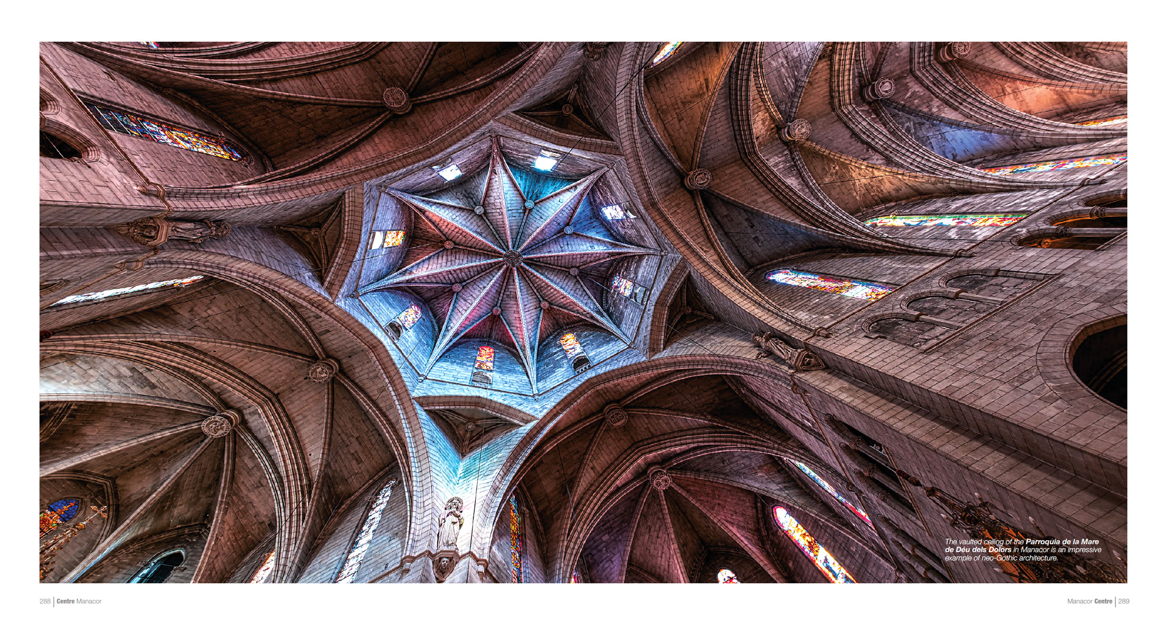 BUCH-M-INT-Manacor-Kirche